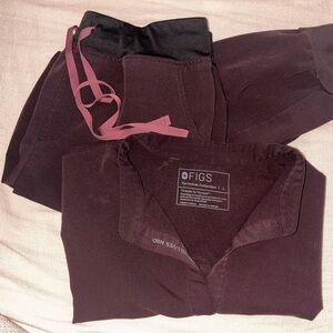 Figs Rafaela Top & Jogger Bottoms in Chocolate